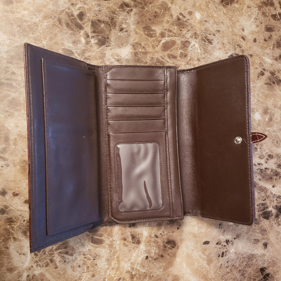 Ladies Wallet - Picture 3 of 3